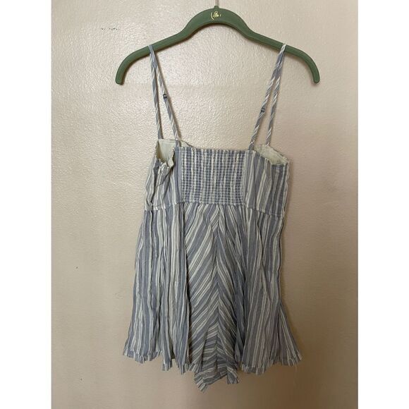 Urban Outfitters Stripe Bustier Like Sleeveless Romper Summer Lightweight M - Picture 2 of 5